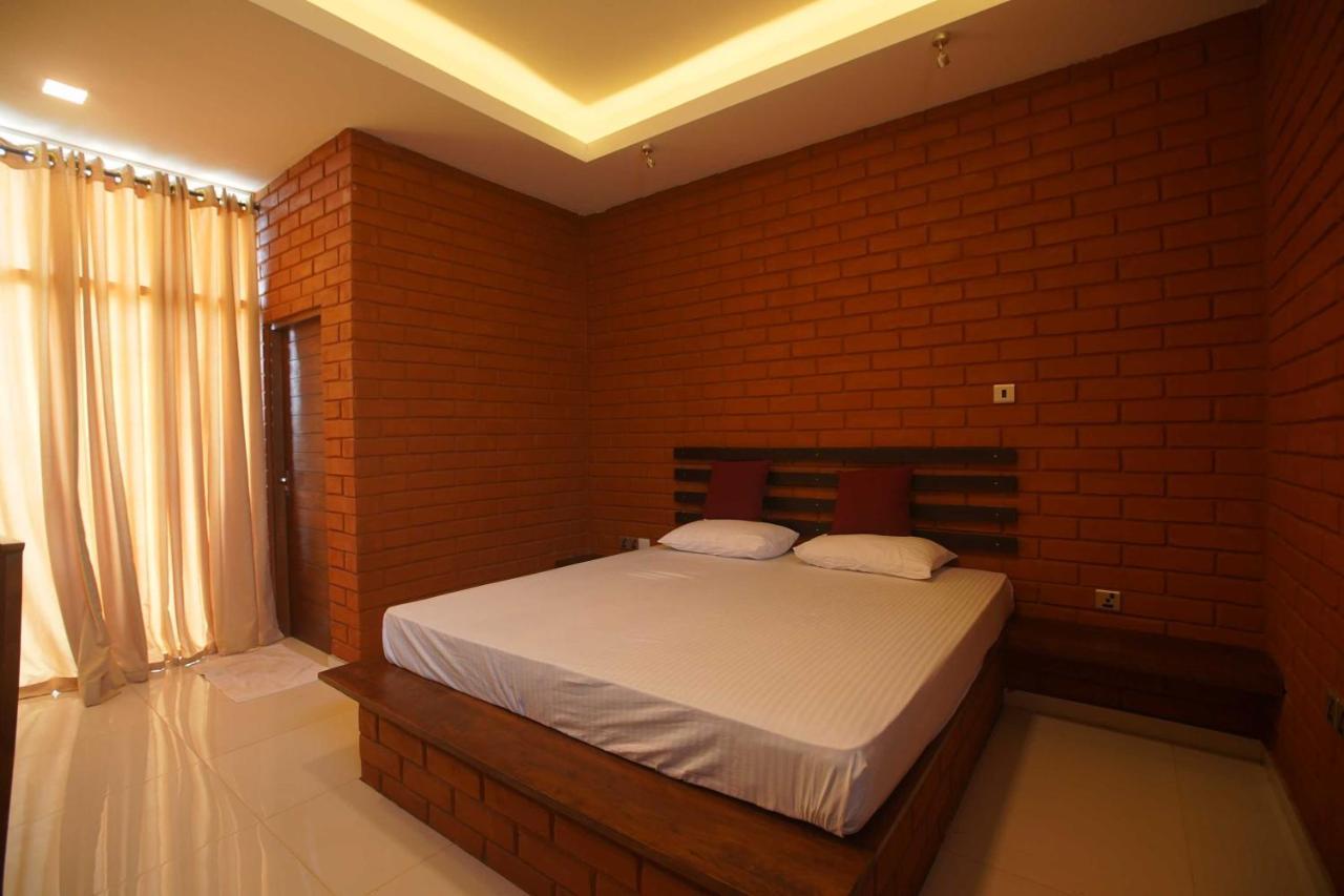 Monaara Leisure - أنرادابورام المظهر الخارجي الصورة