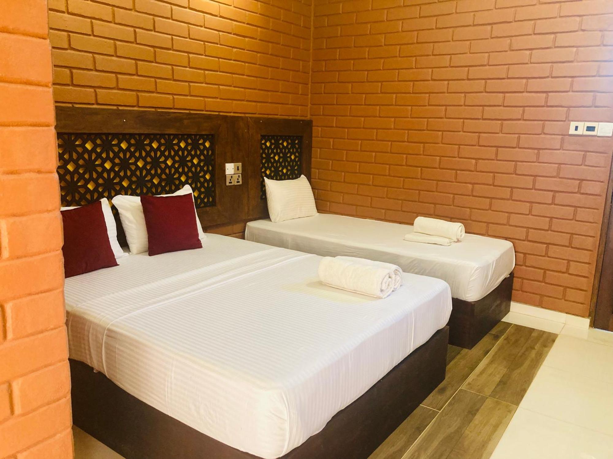 Monaara Leisure - أنرادابورام المظهر الخارجي الصورة