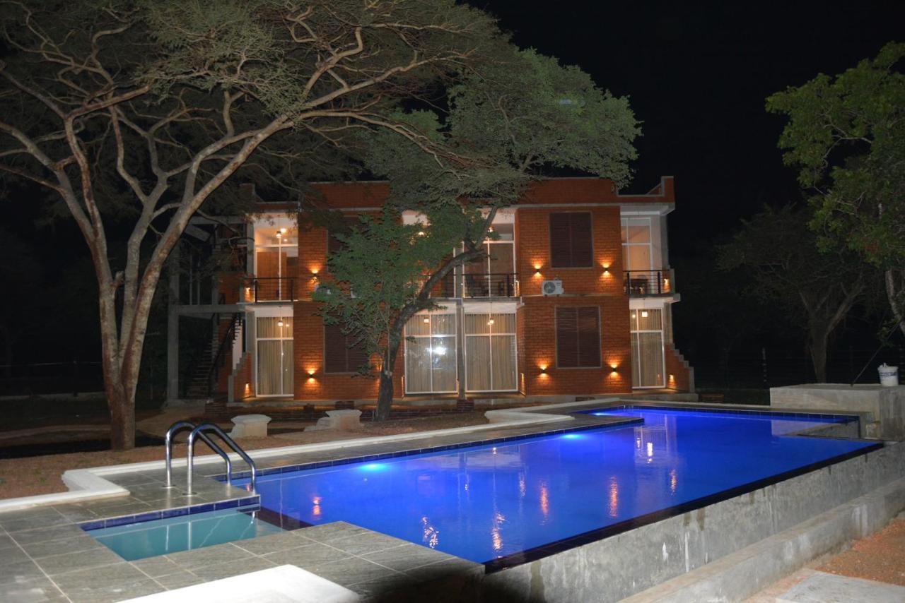 Monaara Leisure - أنرادابورام المظهر الخارجي الصورة